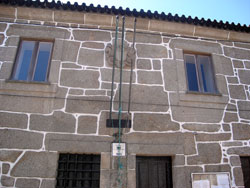 Ancienne maison de la maison (São Miguel do Outeiro)