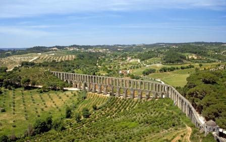 Aqueduto dos Pegões Altos