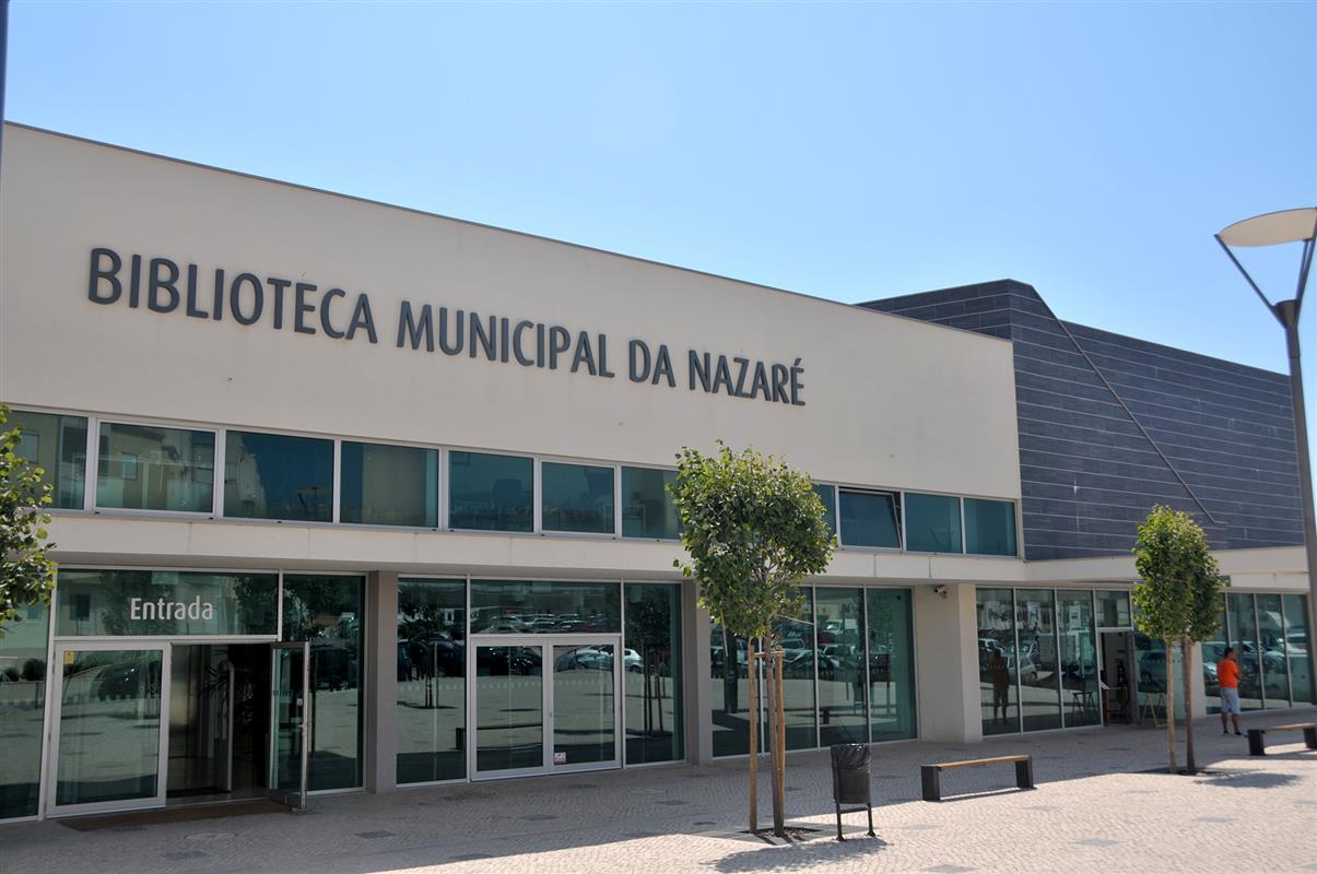 Biblioteca Municipal da Nazaré